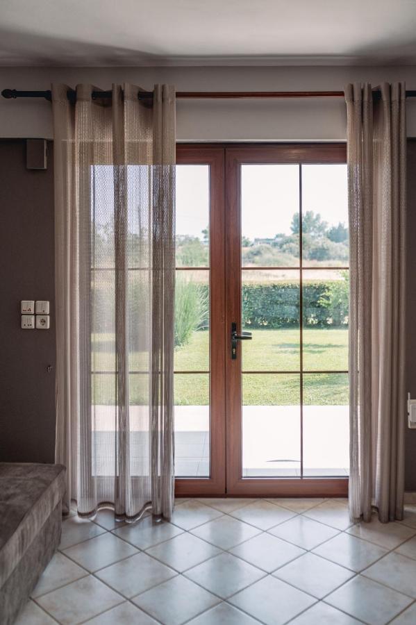 Theoni'S Country House With Garden And Sea View Александруполис Екстериор снимка